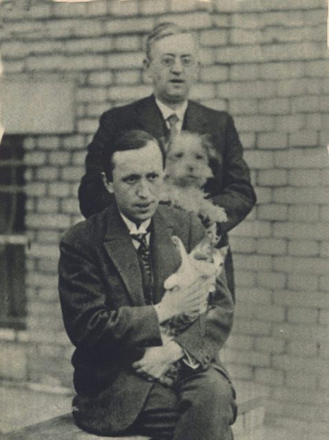 Karel with his brother Josef Čapek behind him in 1927