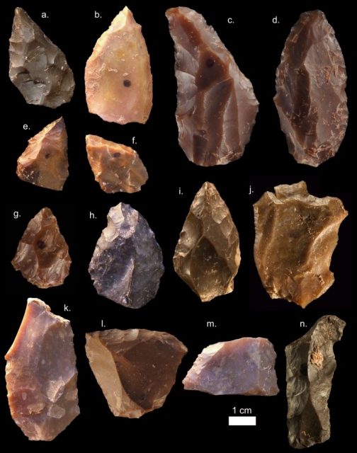 Stone tools found at Jebel Irhoud Mohammed Kamal, MPI EVA Leipzig – CC BY 4.0