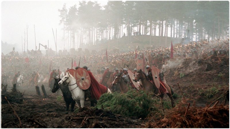 Warriors on horses in movie Gladiator, being filmed at Bourne Wood. (Photo by Ken Goff/The LIFE Images Collection/Getty Images)