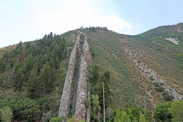 Devil’s slide Geological feature in Utah
