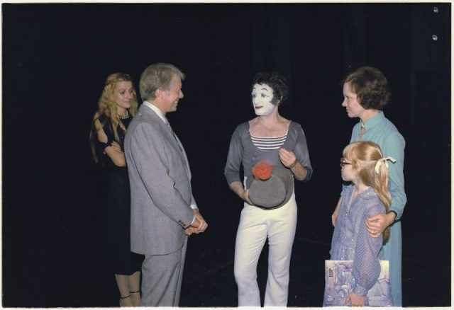 With President Jimmy Carter, Rosalynn Carter, and Amy Carter, June 1977