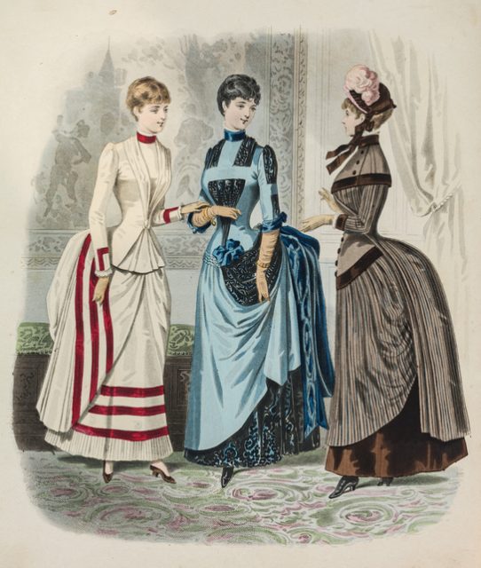 Three women showing dresses in blue with black lace and white with red stripes and brown color with queue de Paris