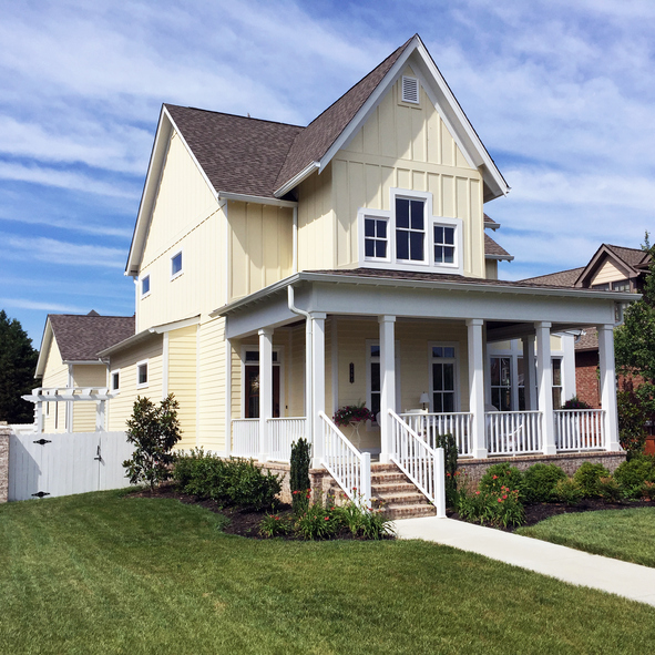 Craftsman style luxury home in a Nashville