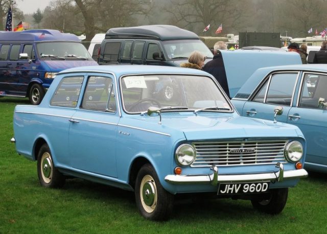 Vauxhall Viva HA at Weston (Photo Credit: Charles01 / Wikimedia Commons / CC BY-SA 4.0)