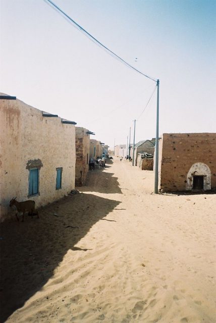 Sand-covered street in Chinguetti, Mauritania, Photo by Radosław Botev