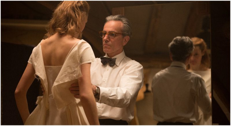 Vicky Krieps (left) stars as “Alma” and Daniel Day-Lewis (right) stars as “Reynolds
Woodcock” in writer/director Paul Thomas Anderson’s PHANTOM THREAD, a Focus
Features release.
Credit : Laurie Sparham / Focus Features