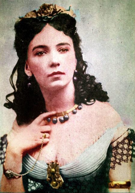 Tinted Photograph of the famous British courtesan Cora Pearl. Photo by: André-Adolphe-Eugène Disdéri CC By 2.0