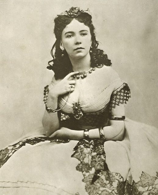 Portrait of Cora Pearl