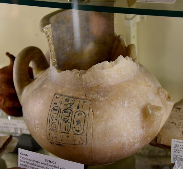 Partially restored alabaster jar with 2 handles – it bears the cartouches of pharaoh Tutankhamen and Queen Ankhesenamun. 18th Dynasty. From Gurob, Fayum, Egypt. Displayed at the Petrie Museum of Egyptian Archaeology, London. Photo by Osama Shukir Muhammed Amin FRCP(Glasg) CC BY-SA 4.0