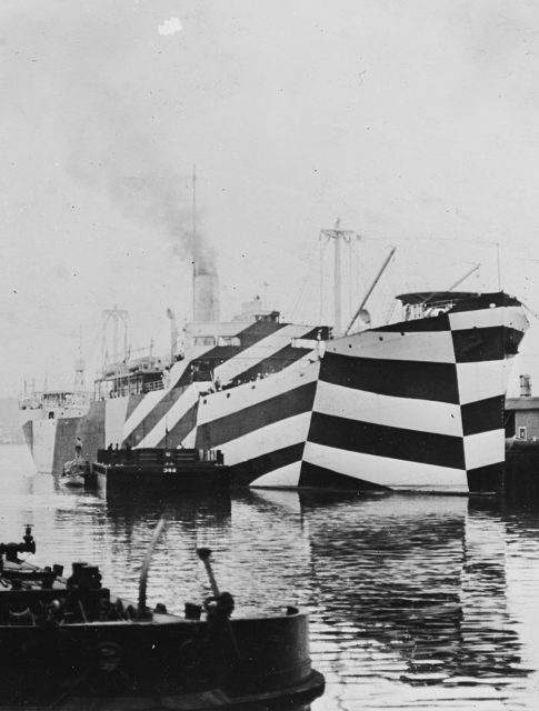 SS West Mahomet in dazzle camouflage, 1918