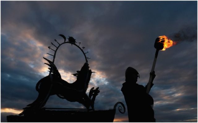 A Burning Wicker Wolf heralds the re-opening of the Jorvik Viking Centre. The centre was badly damaged during the 2015 flooding in the city and has since undergone extensive refurbishment work. (Photo by Ian Forsyth/Getty Images)