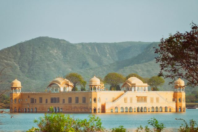 Jal Mahal (Water Palace) in the middle of Man Sagar Lake in Jaipur, Rajasthan, India.