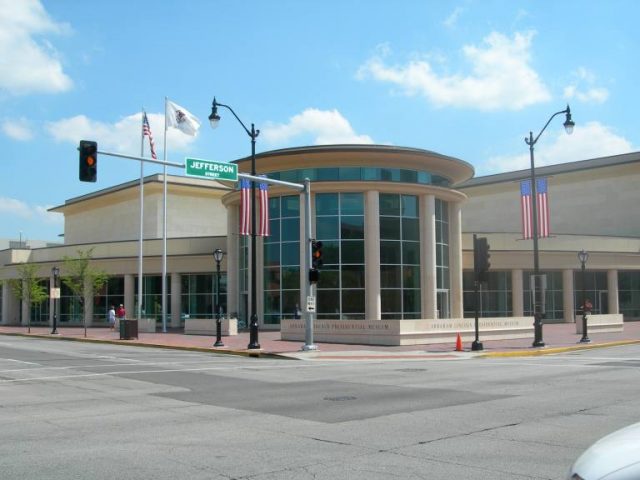 Lincoln Presidential Library Foundation. Photo by Rogerd CC BY-SA 3.0