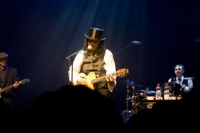Sixto Rodriguez performing in Zürich, March 2014. Photo by: B0rder – CC BY-SA 3.0