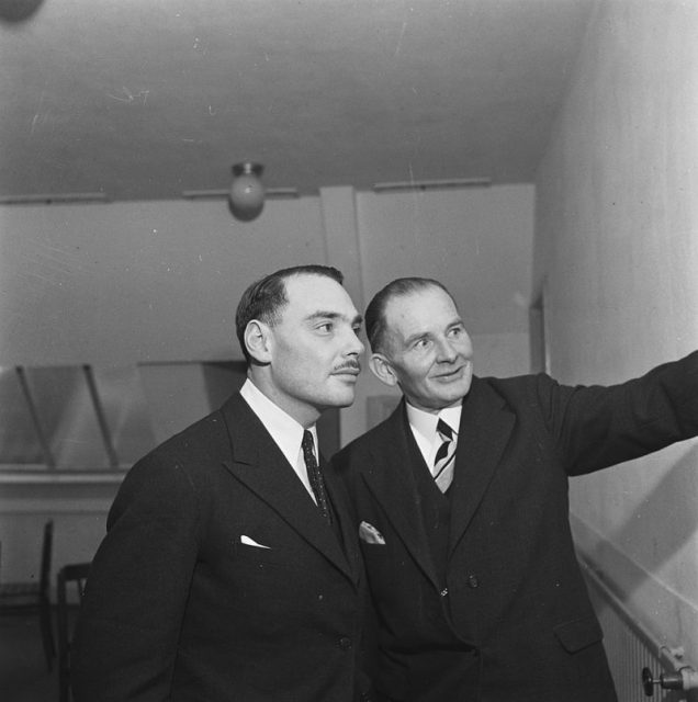 Harry Oppenheimer (left) in Amsterdam, 1945.