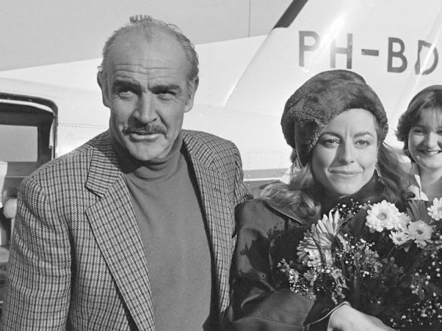 Connery and his wife, Micheline Roquebrune, in 1983. Photo by: Rob Bogaerts / Anefo – Nationaal Archief CC BY-SA 3.0 nl