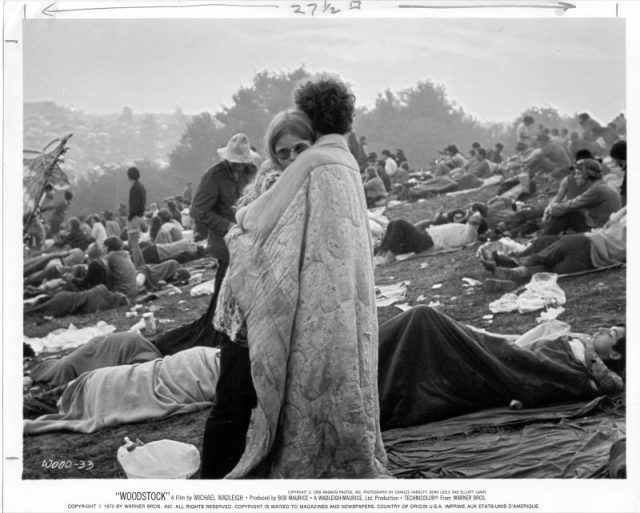 The iconic photo of Bobbi and Nick that has lived forever /Getty Images