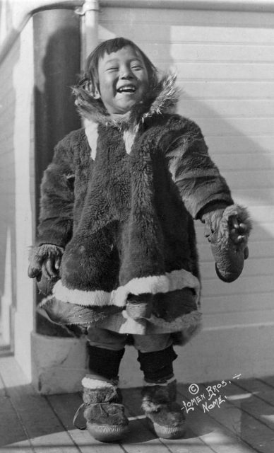 Mukpie, Point Barrow Inuit girl, 1914. She was the youngest survivor from HMCS Karluk which was trapped in (and eventually crushed by) the ice on a journey to Herschel Island, a year before this picture was taken.