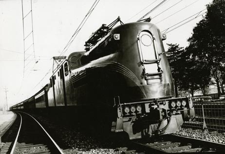 The Pennsylvania Railroad: a picture of the streamlined GG1 locomotive