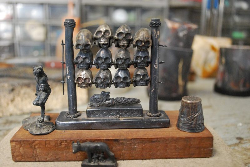 Archaeologists discover 500-year-old Aztec 'tower of skulls' | The ...