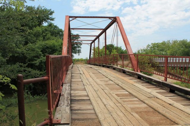 Alton Bridge. Photo by Renegomezphotography.com – CC BY-SA 3.0