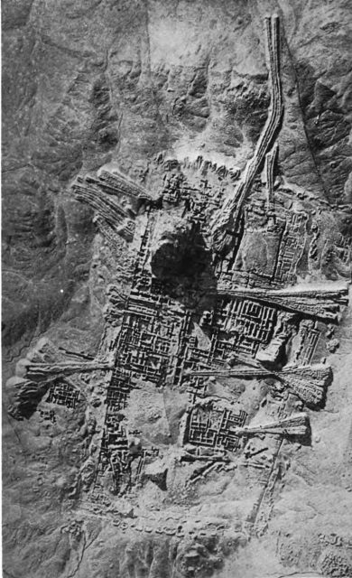 Aerial photograph of Ur in 1927.