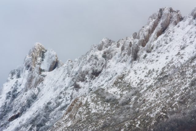 Palomares peak in a cold winter.