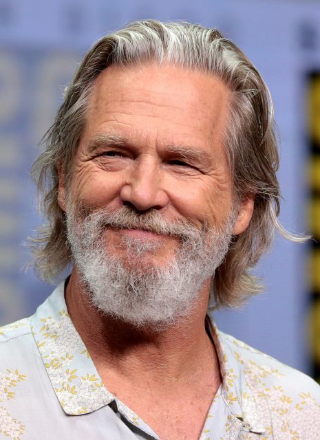 Jeff Bridges speaking at the 2017 San Diego Comic-Con International in San Diego, California. Photo by Gage Skidmore CC BY-SA 3.0