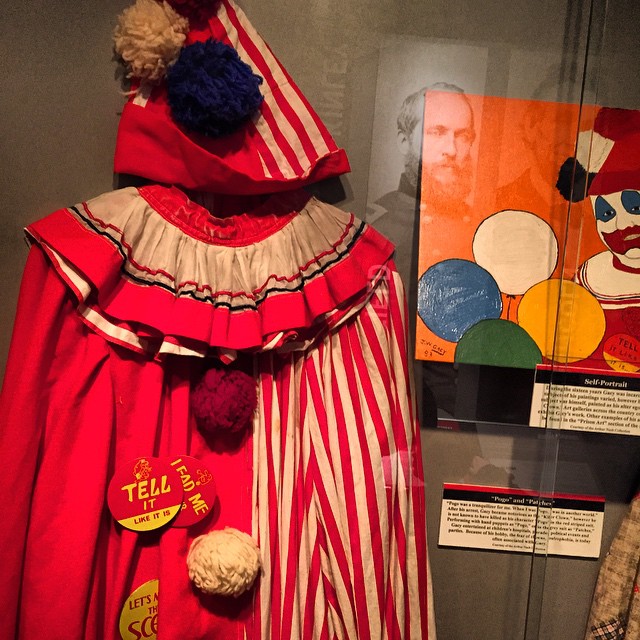 John Wayne Gacy’s clown suit displayed at the National Museum of Crime & Punishment, Washington, D.C. Photo by Steve Terrell CC BY 2.0