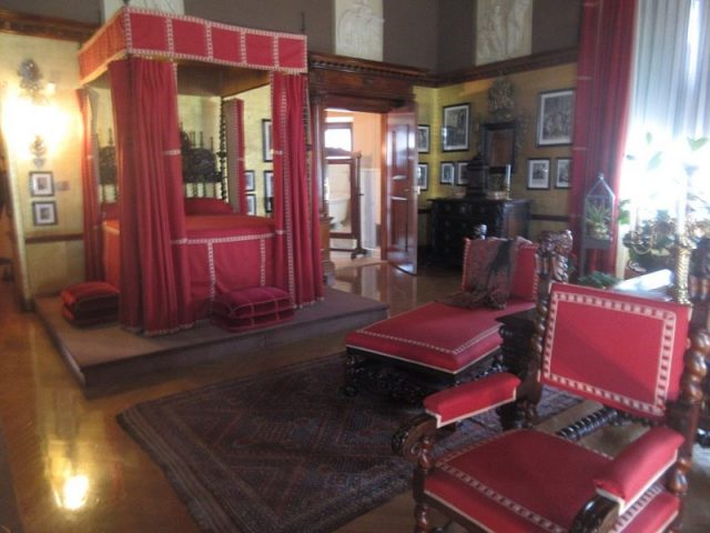 Master bedroom of George Vanderbilt.