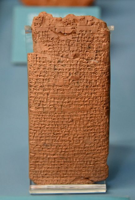 Medical recipe concerning poisoning. Terracotta tablet, from Nippur, Iraq, 18th century BC. Photo by Osama Shukir Muhammed Amin FRCP(Glasg) CC BY-SA 4.0