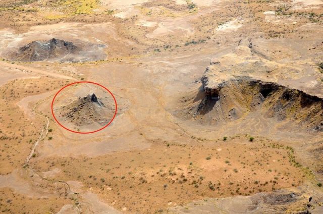 Aerial view of Mukurob after its collapse. Photo by Olga Ernst & Hp.Baumeler CC BY-SA 4.0