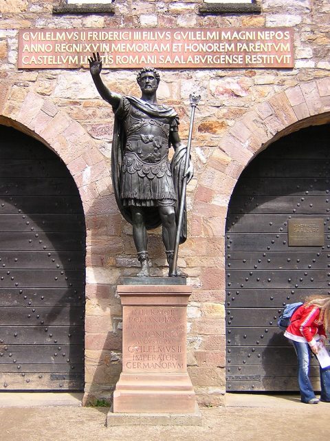 Statue of Antoninus Pius at the entrance of Saalburg. Photo by Dominic Z GFDL-CC-BY 2.5