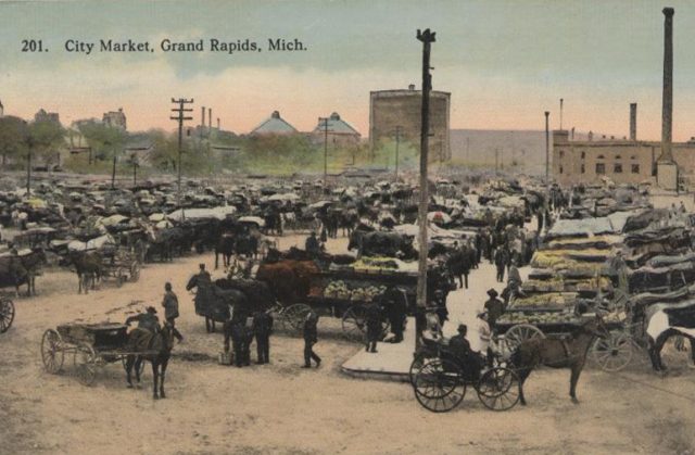 Grand Rapids in 1910.