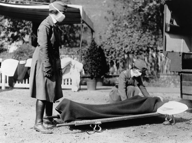 Demonstration at the Red Cross Emergency Ambulance Station in Washington, D.C., during the influenza pandemic of 1918.