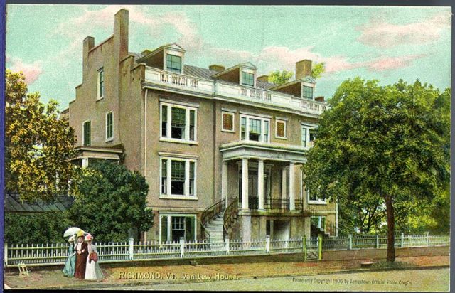 The Elizabeth Van Lew mansion in Richmond, Virginia; c. 1906.