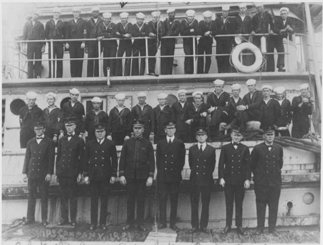 Conestoga’s crew in 1921.