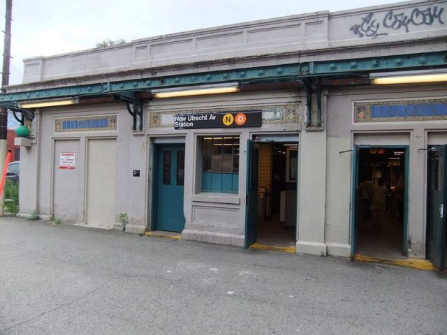 Entrance to the 62nd Street-New Utrecht Avenue subway station in Brooklyn. Photo by Harrison Leong CC BY-SA 3.0