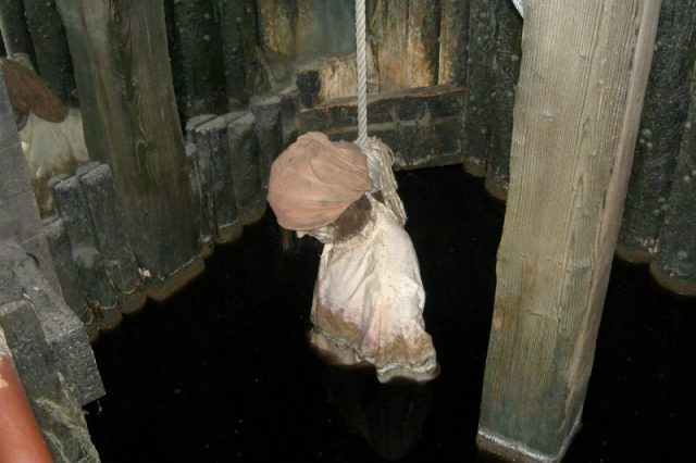 Wax figure of a pirate hanged at Execution Dock. Madame Tussauds, London. Photo by Wolcott