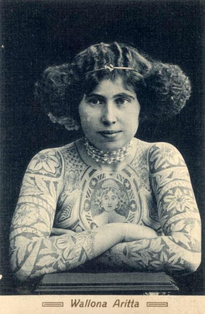 A postcard of one of Australia’s tattooed ladies, Wallona Aritta. Photo by State Library of Victoria Collections CC BY 2.0