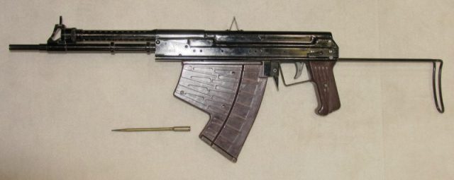 APS amphibious rifle. Photo by Remigiusz Wilk CC BY 3.0