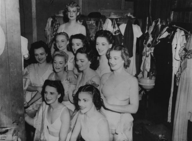 Ballet girls posing in their dressing room at the Cremorne Theatre, Brisbane, 1940.