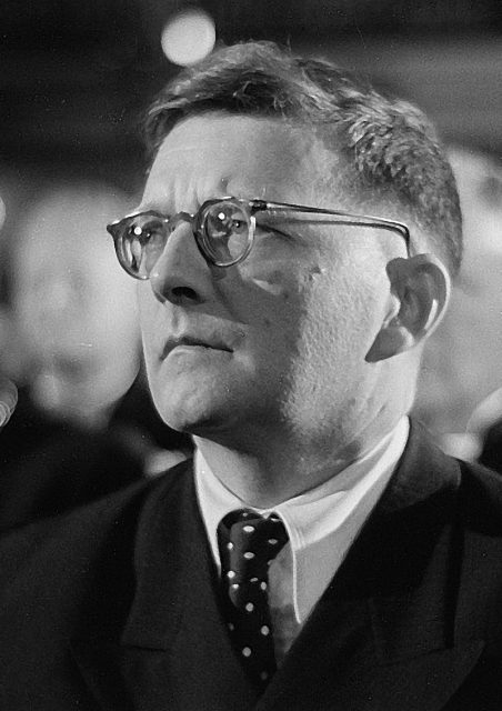 Dmitri Shostakovich in the audience at the Bach Celebration of July 28, 1950. Photo by Roger & Renate Rössing. Fotothek_df_roe-neg CC BY-SA 3.0 de