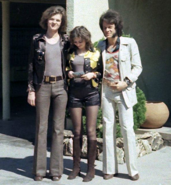 In 1971 hot pants and bell-bottoms were popular fashion trends