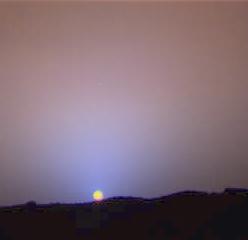 Close-up of Mars sky at sunset, by Mars Pathfinder (1997).