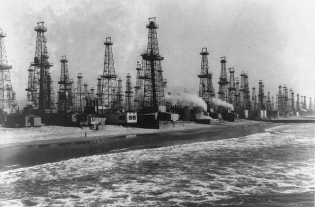 Oil wells at Venice, California, a suburb of Los Angeles, which are bringing oil up from beach area. Photo by Library of Congress