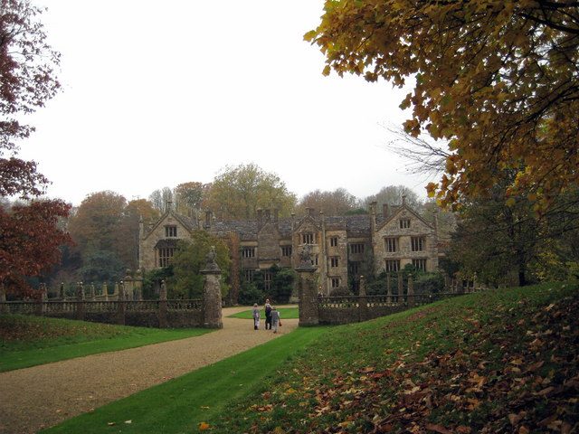 Parnham House. Photo by Sarah Smith CC By Sa 2.0