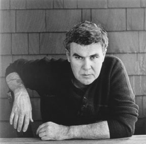 Raymond Carver. Photo by Margherita CC BY-SA 3.0