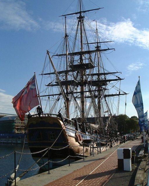 The Endeavour replica on display at Chatham Dockyard in September 2003. Photo by Clem Rutter, Rochester Kent CC BY 2.5