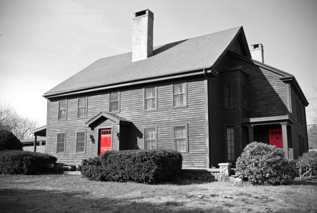 Picture of John Proctor’s House in Peabody, Massachusetts Photo by Vin7474 CC BY-SA 3.0